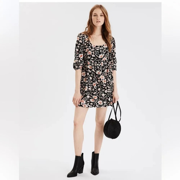AMERICAN EAGLE | Black Floral Puff Sleeve Babydoll Dress | M - Picture 3 of 10